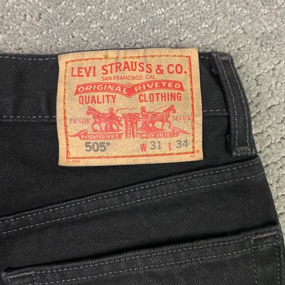 NWOT Vintage Y2K Levi's 505 Regular Fit Jeans Men's 31 x 34 Fits 30 x 32 Black - Picture 6 of 14